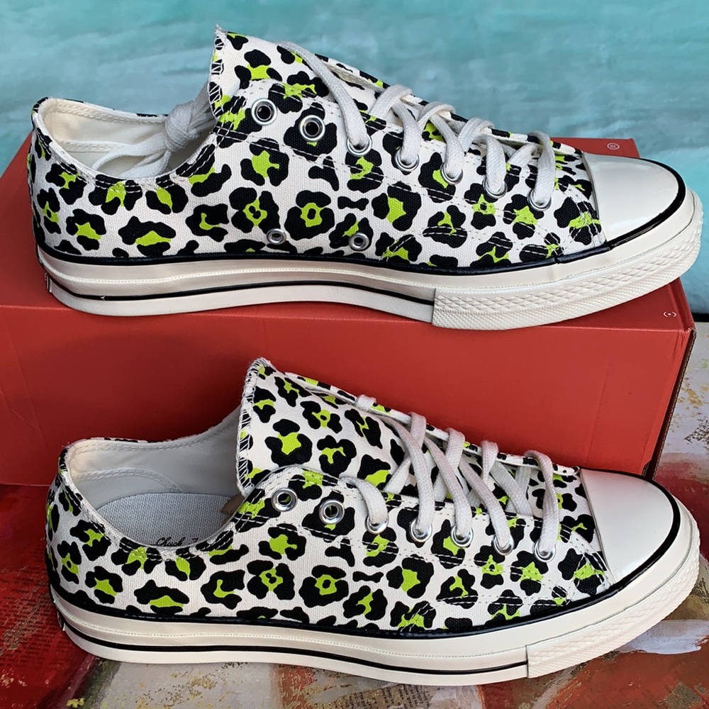 CONVERSE CHUCK 70 OX EGRET/BLACK/BOLD L MENS - Picture 1 of 16